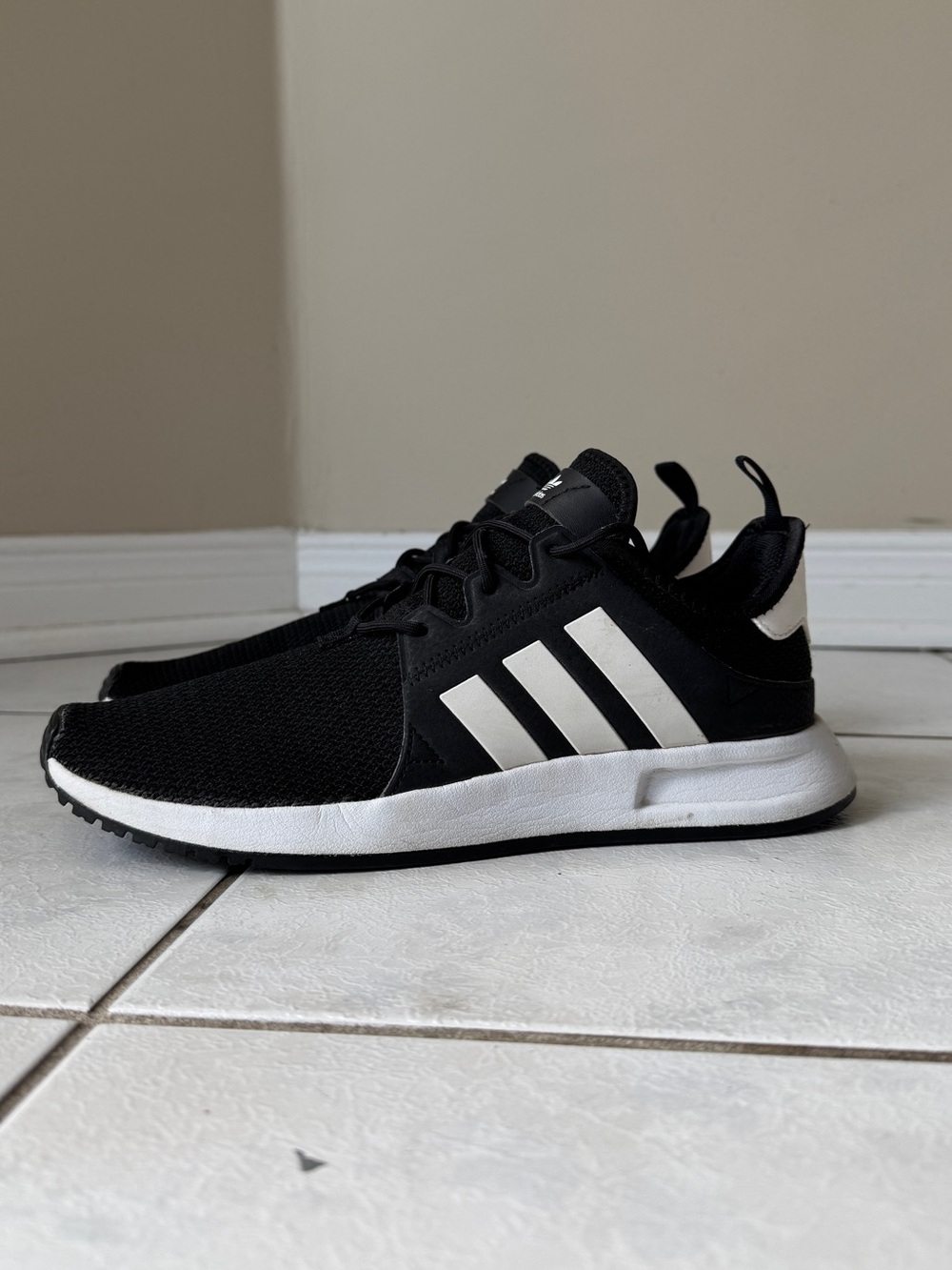 Adidas NMD_R1 Black & White, Unisex - Men’s Size 7 or Women’s Approx. Size 9